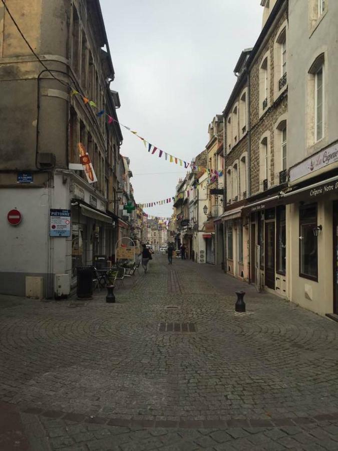 Ferienwohnung Au Coeur Des Remparts Boulogne-sur-Mer Exterior foto